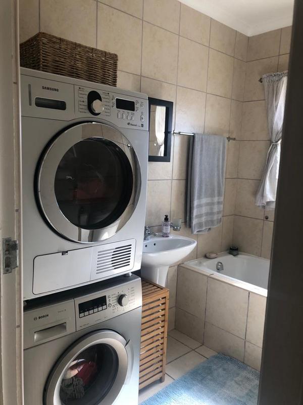 To Let 2 Bedroom Property for Rent in Vredekloof East Western Cape
